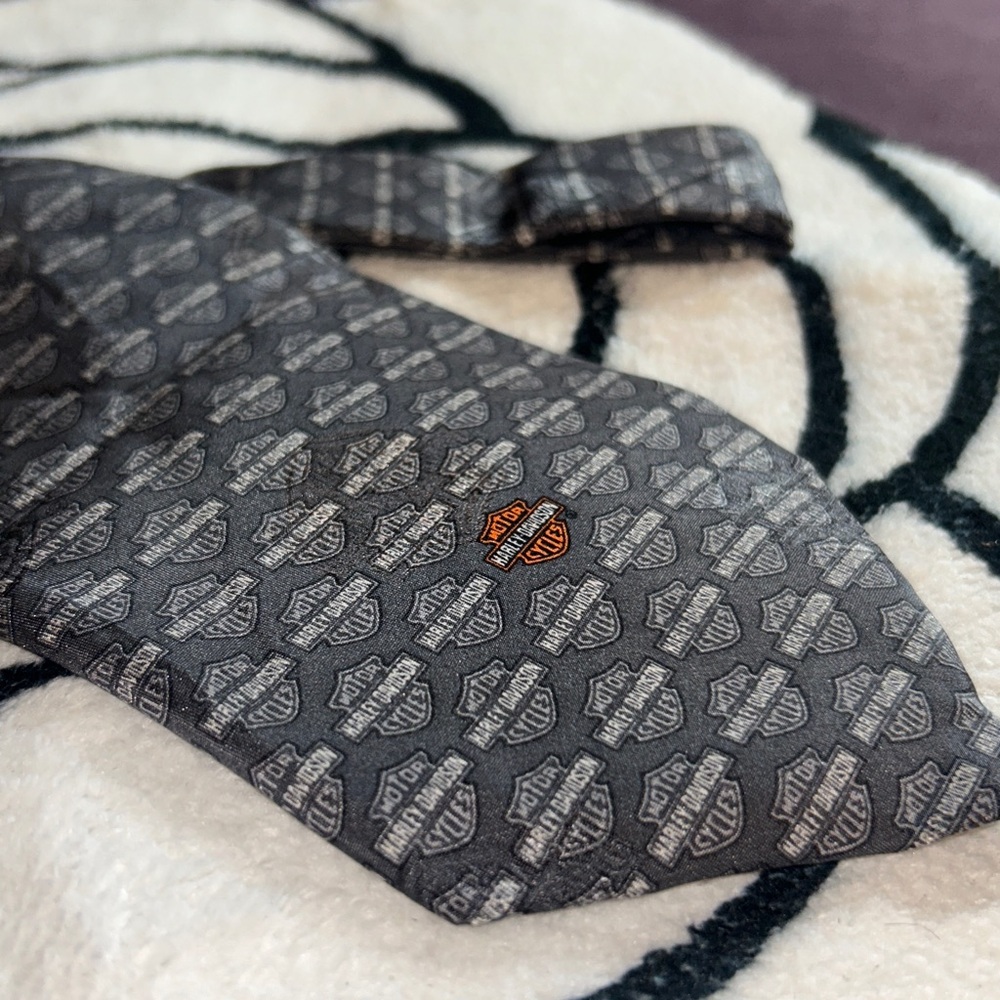 Vintage Harley Davidson Silk Tie - Picture 3 of 11